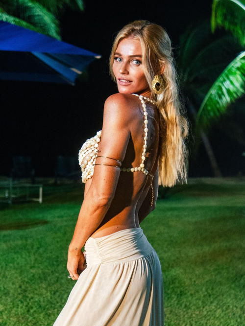 Cintia Dicker Instagram Photos, January 2025 1