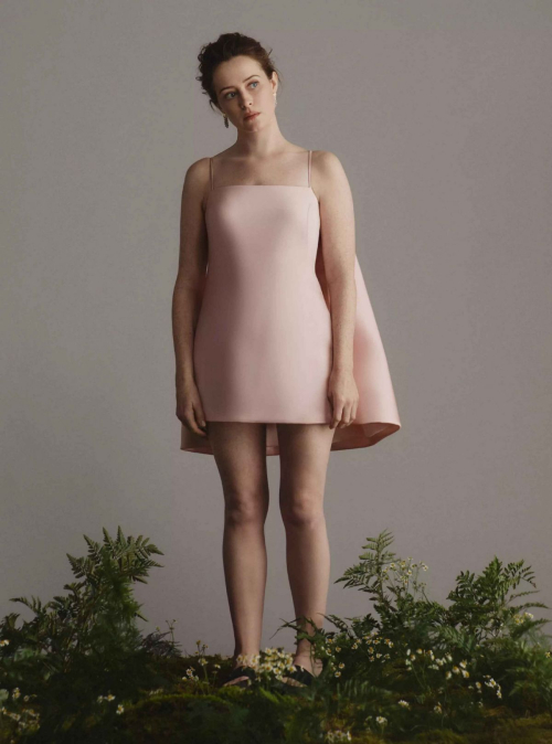 Claire Foy for Harper’s Bazaar UK, February 2026 4