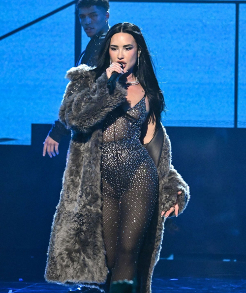 Demi Lovato Performs at New Year’s Rockin’ Eve, 2025 4