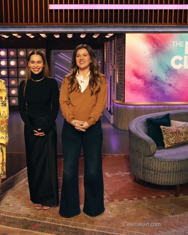 Emilia Clarke and Haley Lu Richardson on Kelly Clarkson Show, Jan 2026 3