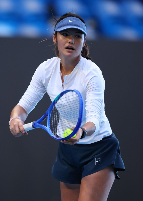 Emma Raducanu Training Ahead of United Cup, 2025