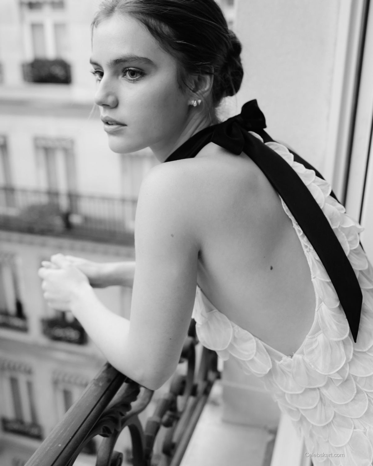 Florence Hunt Getting Ready for Bridgerton Premiere, January 2026 4