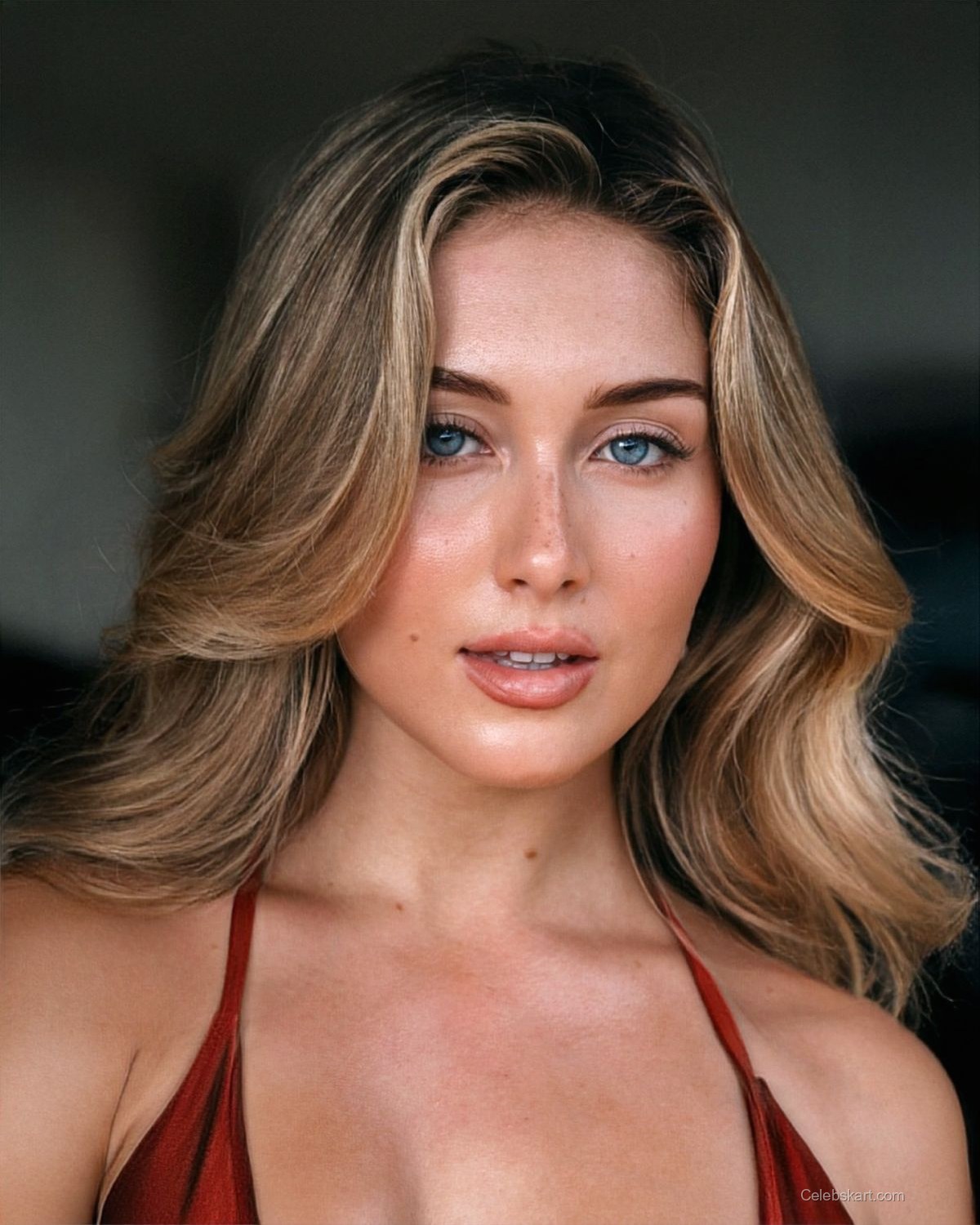 Heloise Huthart Photoshoot Highlights, December 2025 9