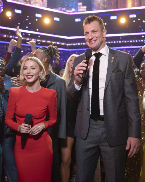 Julianne Hough at New Year’s Rockin’ Eve NYC, 2025 3