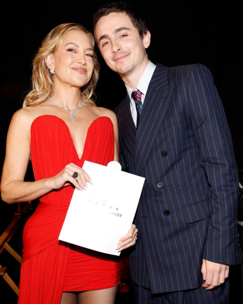 Kate Hudson photographed at Critics Choice Awards ceremony