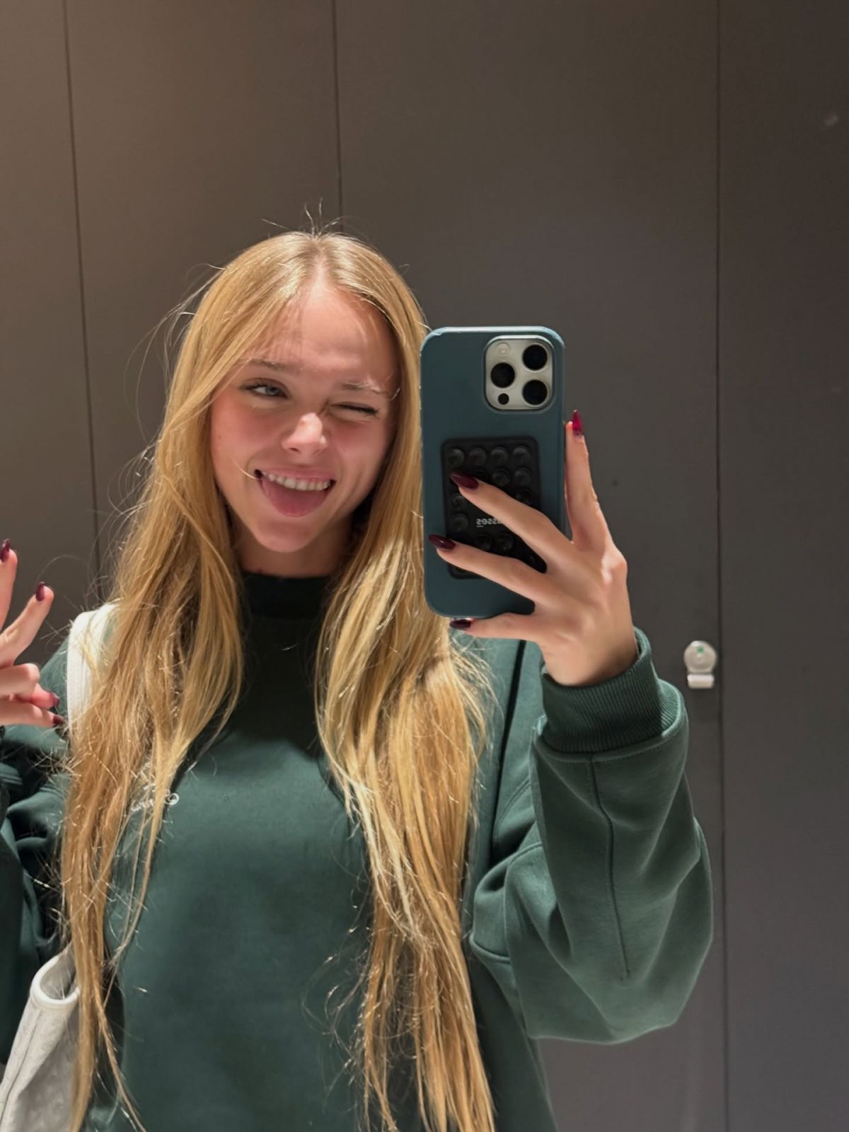 Kyla Dodds Instagram Photos and Video, January 2025 13