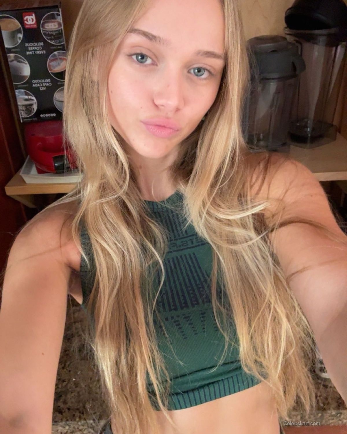 Kyla Dodds Instagram Photos, January 2026 9