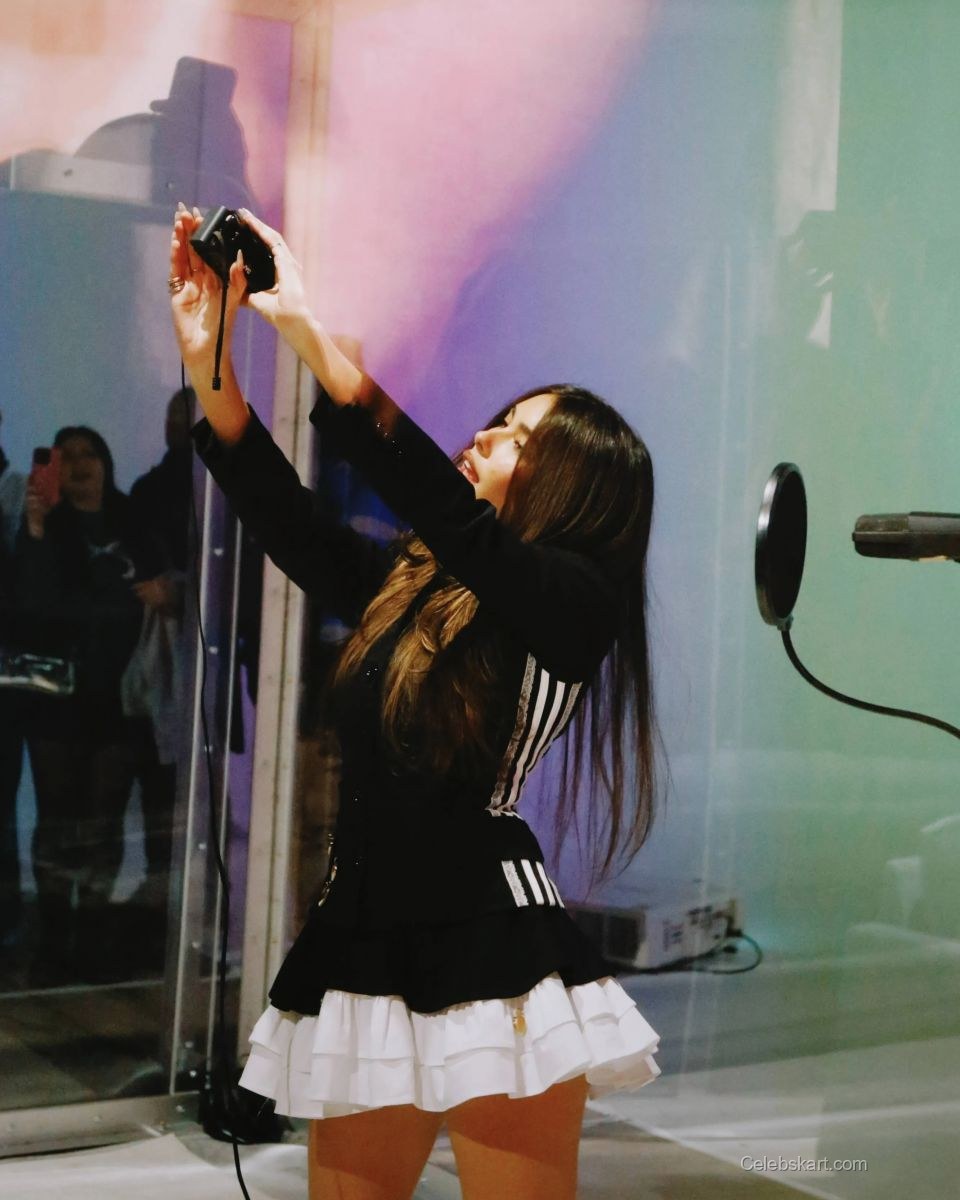 Madison Beer Locket Album Party Photo Diary, January 2026 8