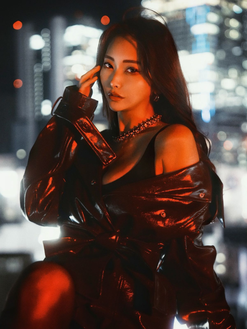 Makoto Minami Tokyo Night Photoshoot, November 2025 8