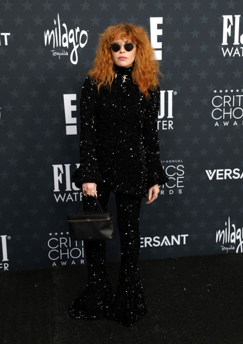 Natasha Lyonne makes a distinctive appearance at Critics Choice Awards 2026