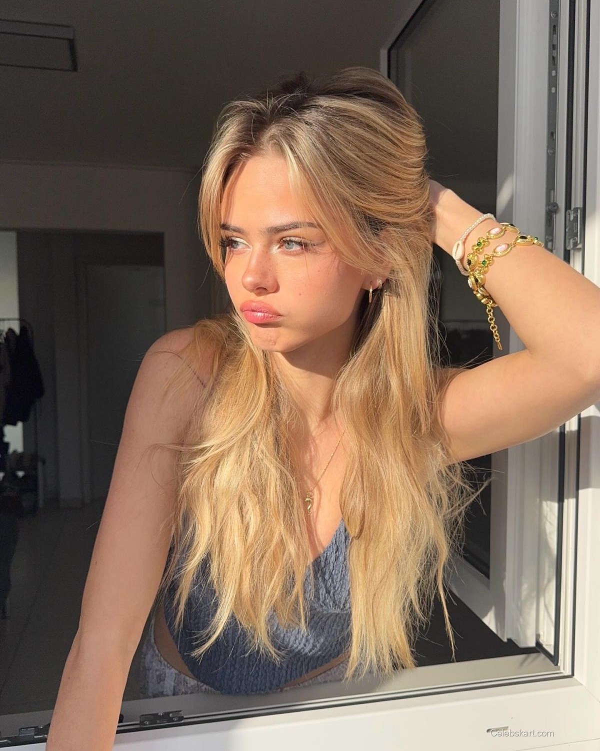 Sara Crumbleleg Instagram Photos, January 2026 2