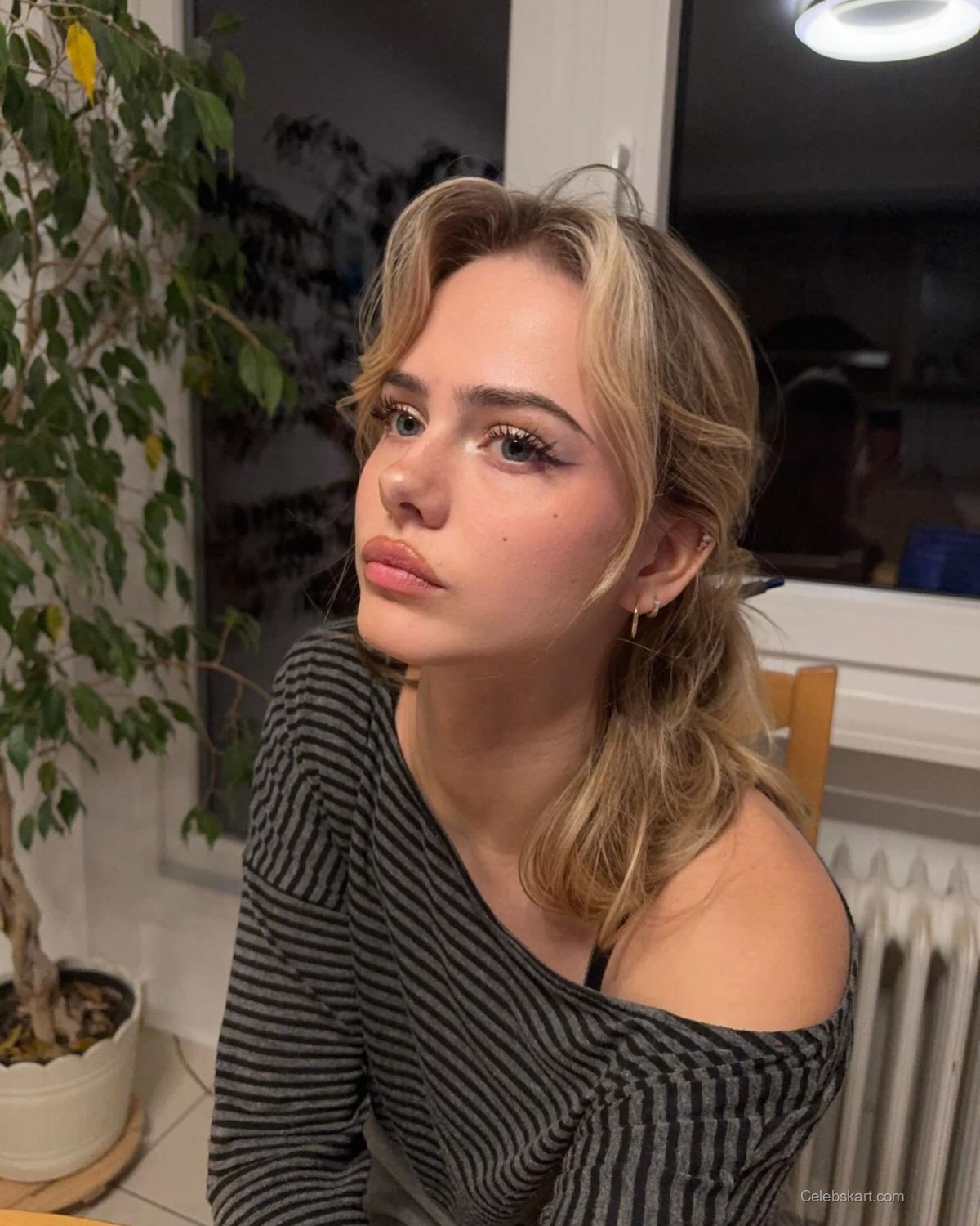 Sara Crumbleleg Instagram Photos, January 2026 4