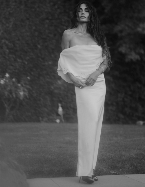 Sarah Shahi Instagram Photos, January 2026 53