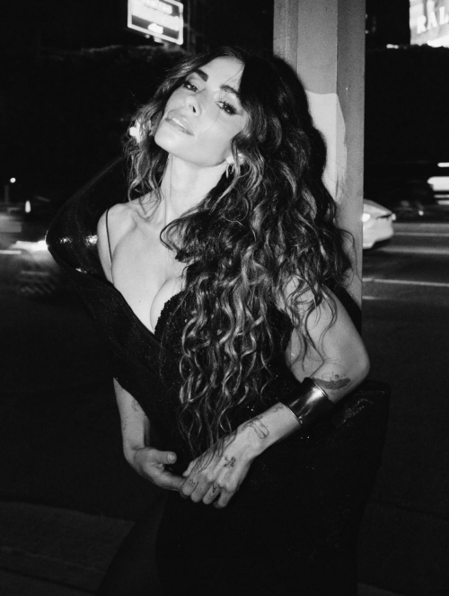 Sarah Shahi Instagram Photos, January 2026 7