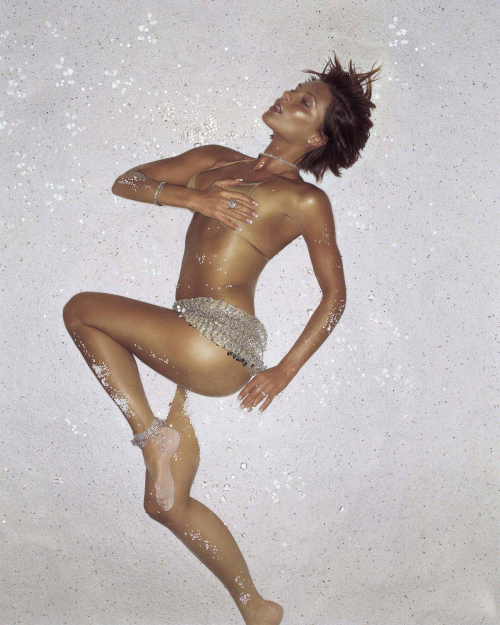 Victoria Beckham Photoshoot Highlights, 2005 1