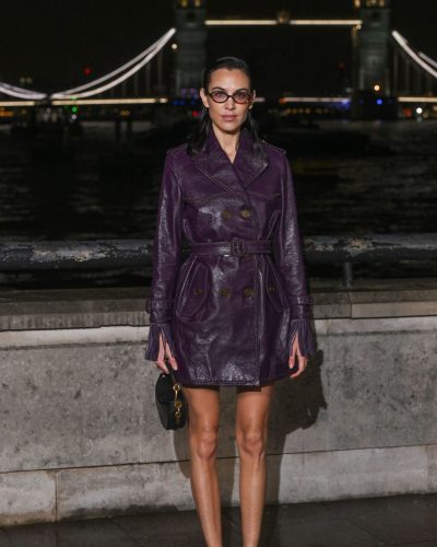 Alexa Chung turns heads in stylish look