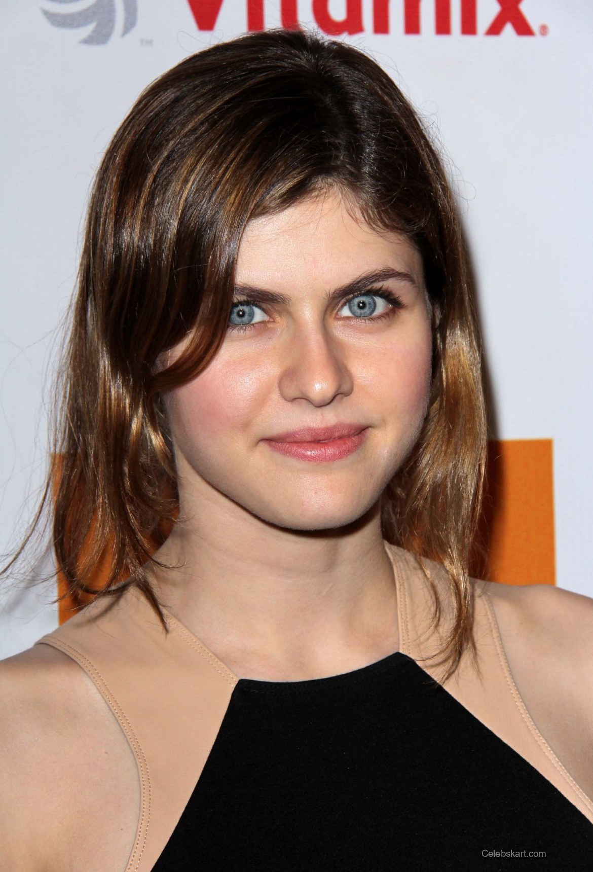 Alexandra Daddario Beauty Detox Foods Launch 2013 2
