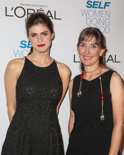 Alexandra Daddario showcases stylish look