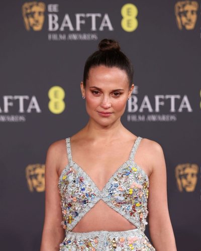 Alicia Vikander showcases stylish look