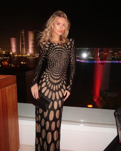 Allison Mason spotted in stylish look during Instagram post