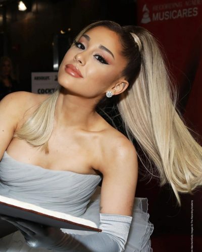 Ariana Grande The Story of Ariana Grande 1st Edition 2026 33