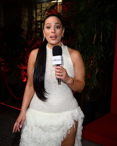 Ashley Graham turns heads in stylish look