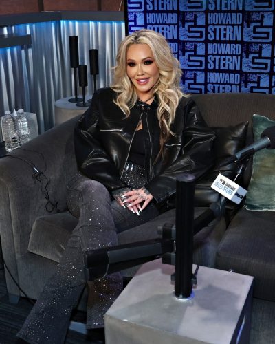 Bunnie Xo turns heads in stylish look