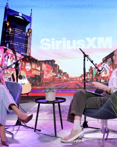 Carly Pearce stuns in stylish look at appearance 2026