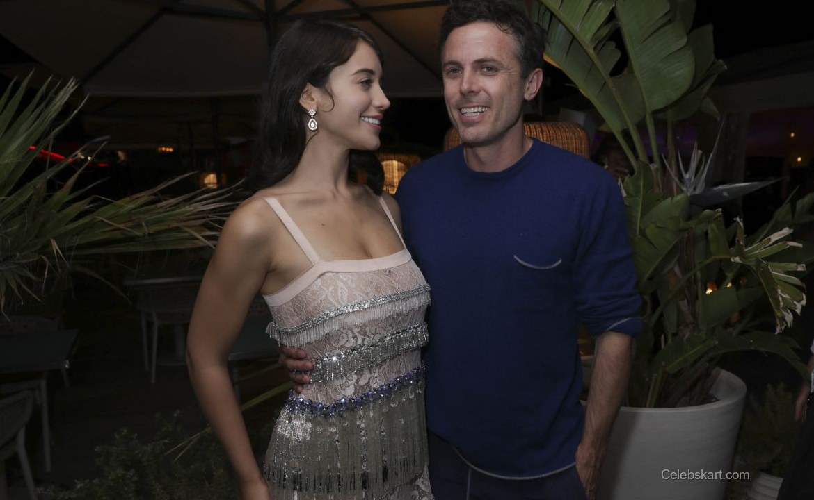 Caylee Cowan Elle Augustinus Bader Cannes Event 5