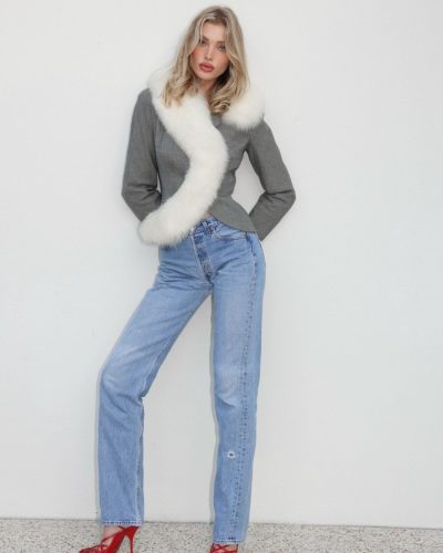 Elsa Hosk looks stunning in stylish look