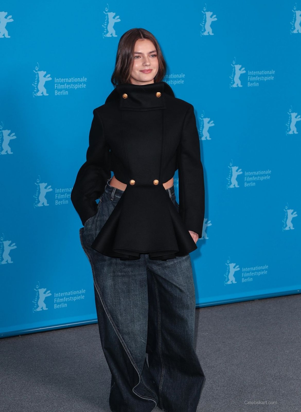 Florence Hunt Queen at Sea Berlinale Photocall 6