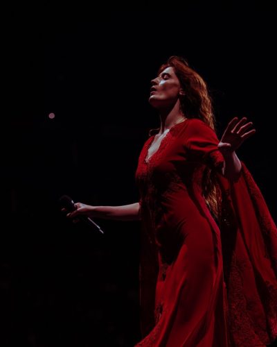 Florence Welch Performs at O2 Arena London February 2026 3