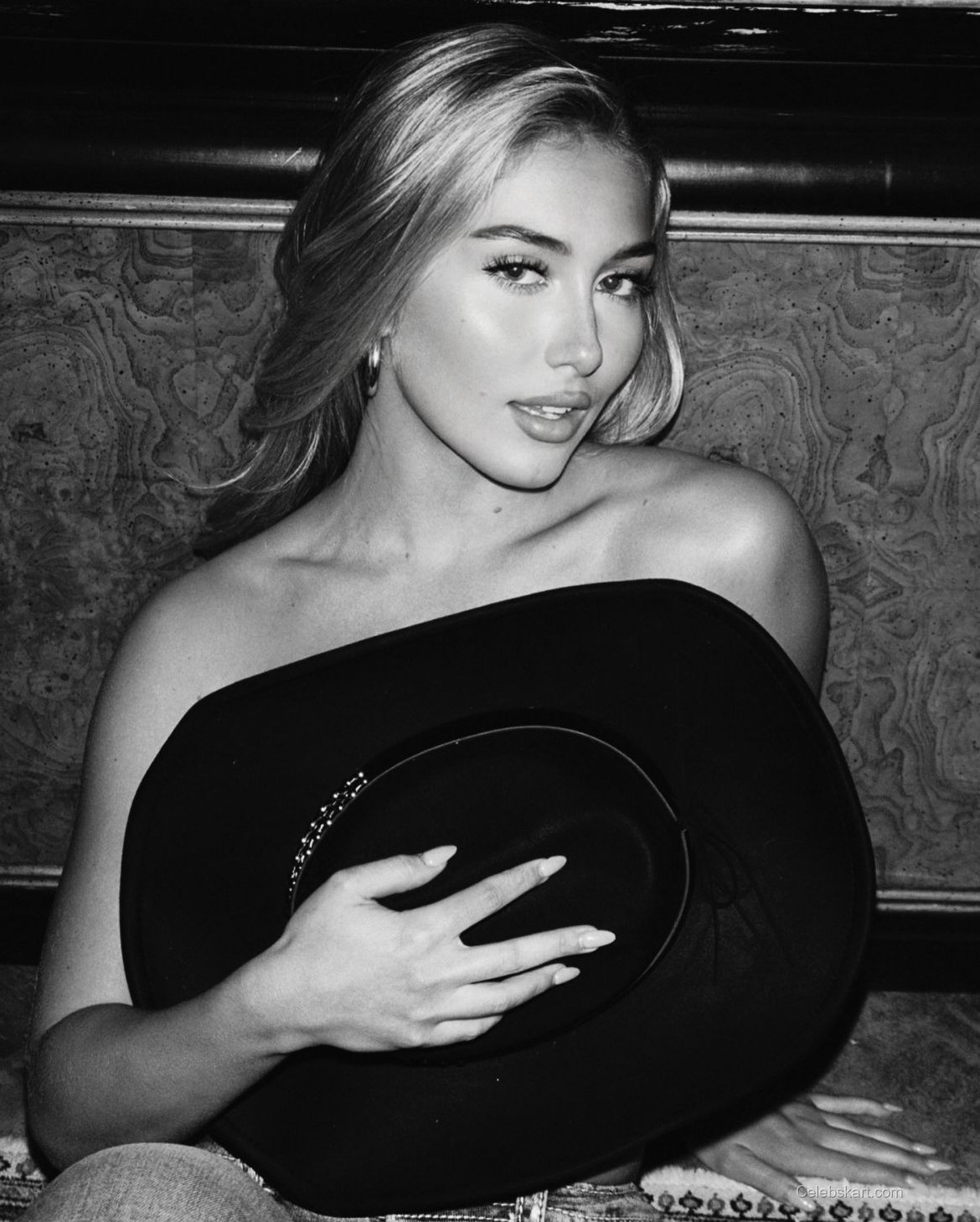 Heloise Huthart Photoshoot, February 2026 7