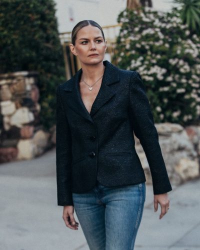 Jennifer Morrison looks stunning in stylish look