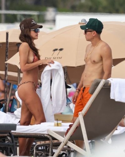 Jessica Alba Bikini Danny Ramirez Miami Beach February 2026
