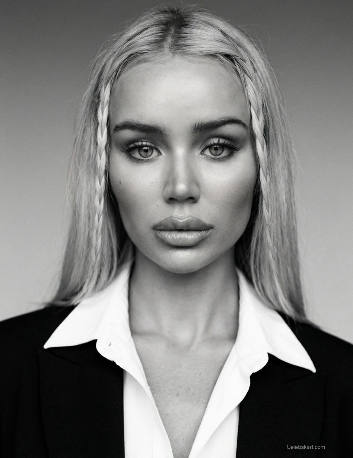 Julia Cavanagh Instagram Photos, February 2026 3