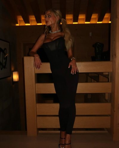 Julia Cavanagh Instagram Photos, February 2026 3