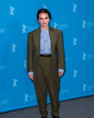 Juliette Binoche stuns in stylish look at appearance