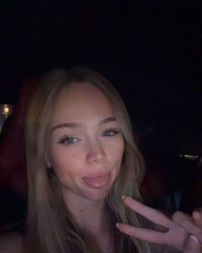 Kyla Dodds looks stunning in stylish look