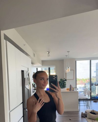 Kyla Dodds stuns in stylish look at Instagram post 2026