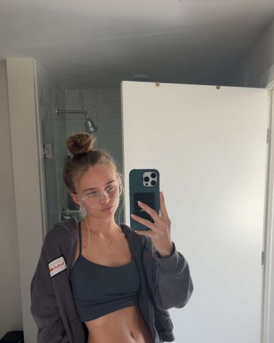 Kyla Dodds stuns in jacket at Instagram post 2026