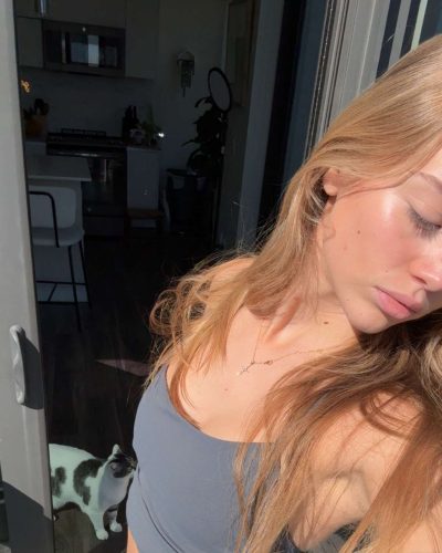 Kyla Dodds stuns in jacket at Instagram post 2026