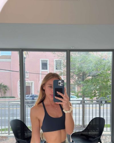 Kyla Dodds looks stunning in dress