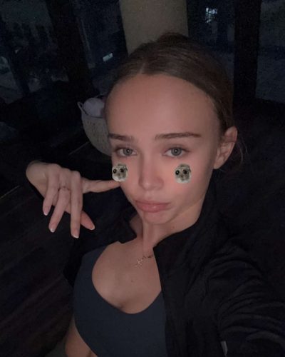 Kyla Dodds turns heads in dress