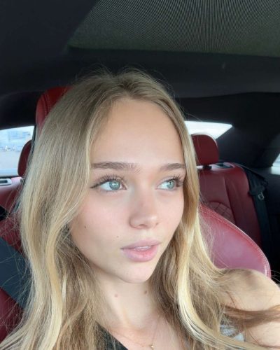 Kyla Dodds stuns in stylish look at Instagram post 2026