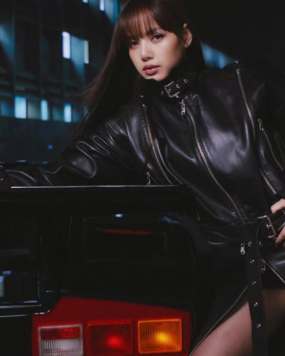 Lalisa Manobal showcases stylish look