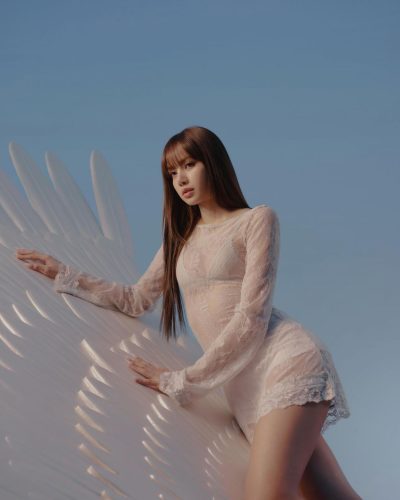 Lalisa Manobal stuns in stylish look at appearance 2026