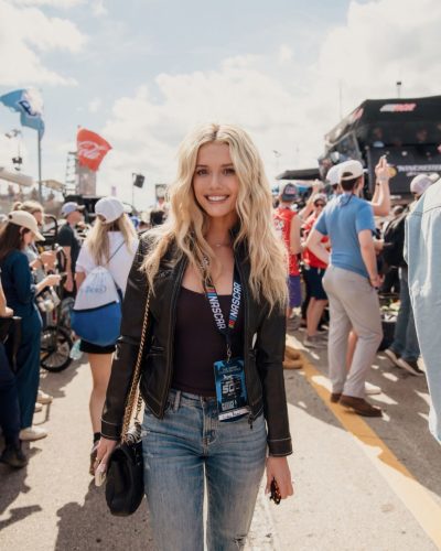 Lindsay Brewer Instagram Photos, February 2026 10