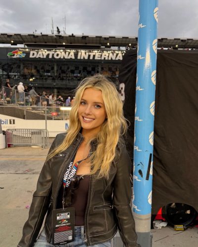 Lindsay Brewer Instagram Photos, February 2026 13