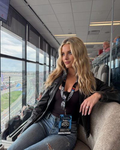 Lindsay Brewer Instagram Photos, February 2026 14